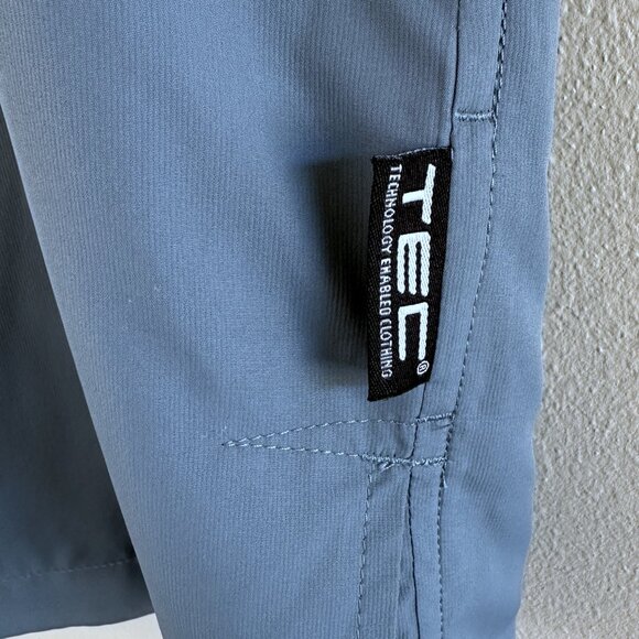 ScotteVest Featherweight Travel Vest in Cadet Blue - Picture 7 of 11